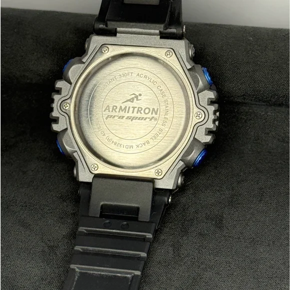 Armitron Men’s Digital Sport Watch Black Blue 330FT WR 1/100s Chronograph Alarm - Picture 5 of 6